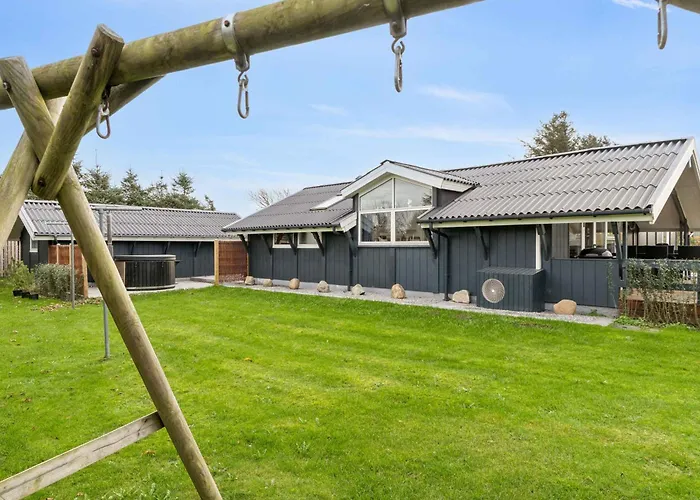 Holiday home Paradise Near