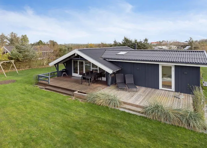 Paradise Near Holiday home Lokken